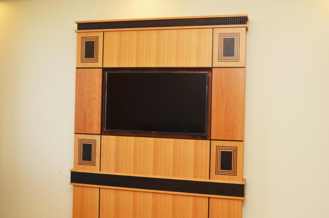 Nooh Tower Apartment Al Hidd Exterior foto