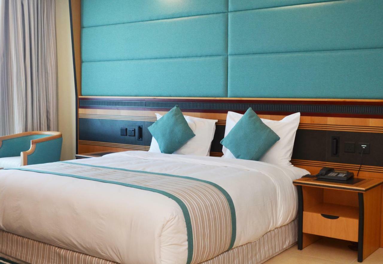 Nooh Tower Apartment Al Hidd Exterior foto